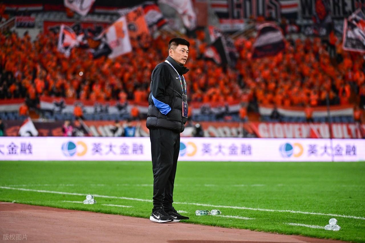 乐鱼体育-李国旭带领英博三连胜！之前喊他下课的球迷，或该给这位少帅道歉